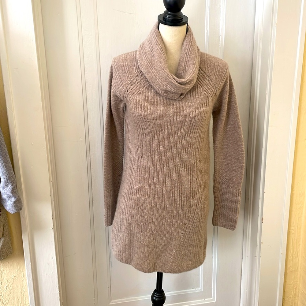 Neiman Marcus Signature Cashmere Long CowlNeck Oversized Taupe Sweater XS - Picture 2 of 7